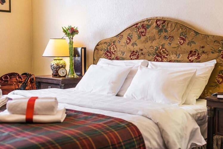 Lancaster Court Hotel (Ланкастер Корт Отель)