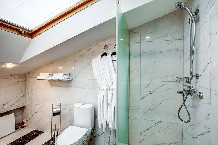 Mops Hotel & Spa