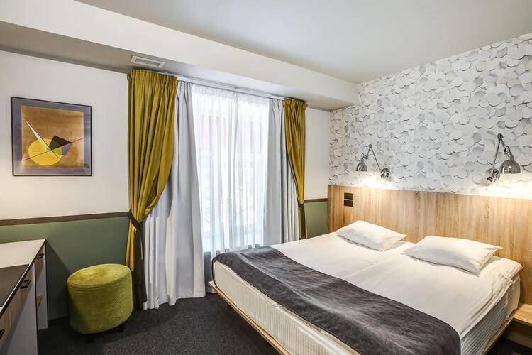Mops Hotel & Spa