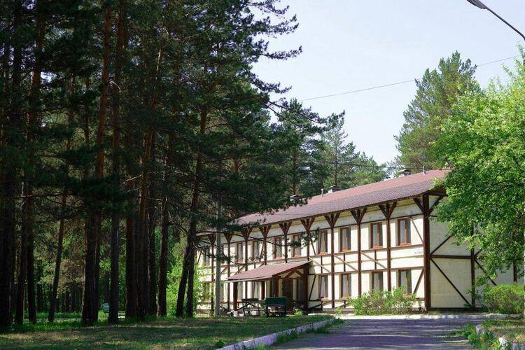 Отель Жарки