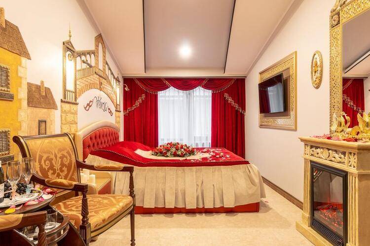 Отель Luxor (Люксор)