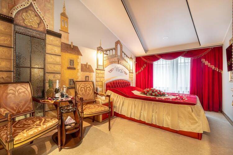 Отель Luxor (Люксор)