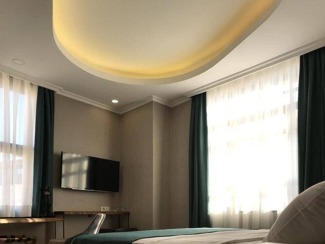 Galatahan Hotel