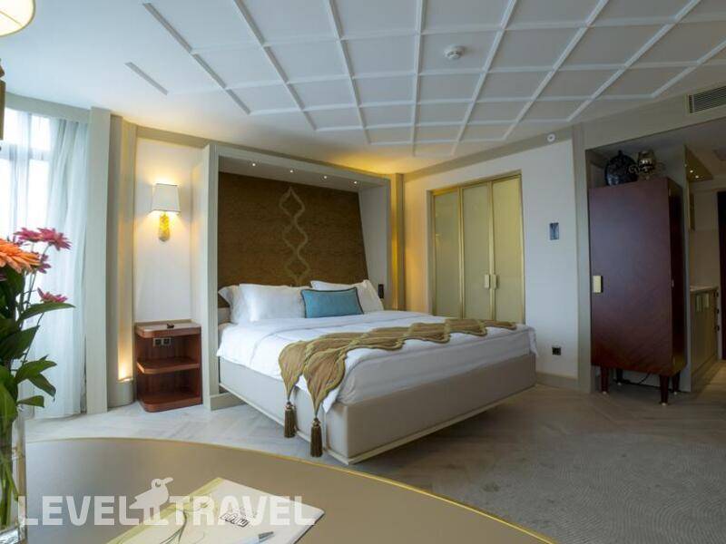Фотография Mega Residence Hotel
