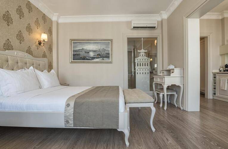 Louis Appartements Galata