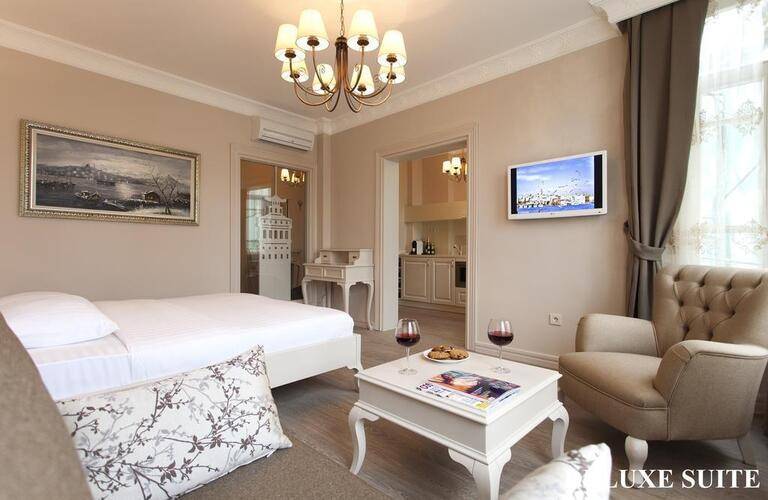 Louis Appartements Galata