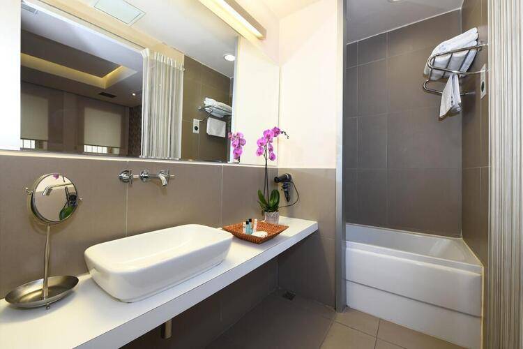 Ansen Suites