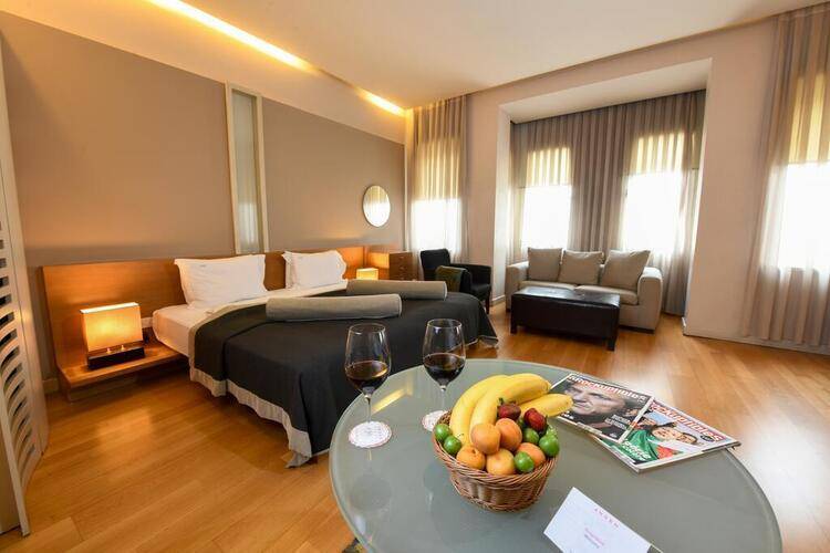 Ansen Suites