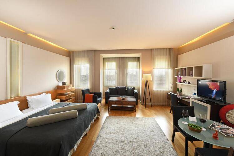 Ansen Suites
