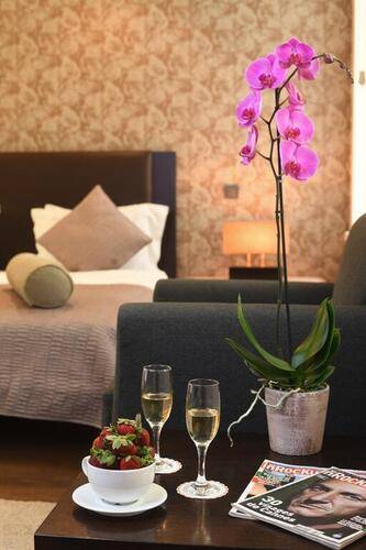 Ansen Suites