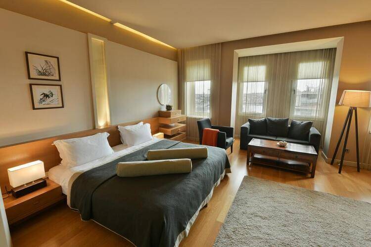 Ansen Suites