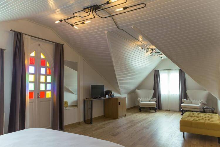 Serguzest Otel