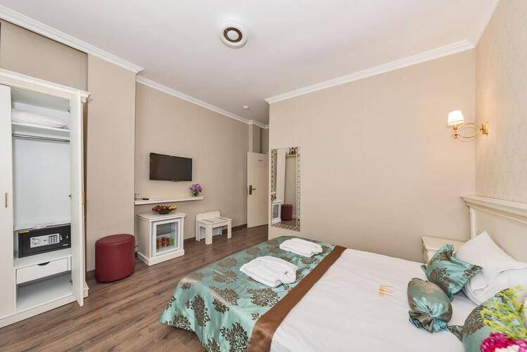 Valide Hotel