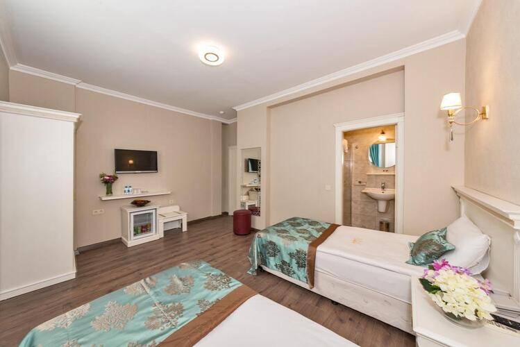Valide Hotel