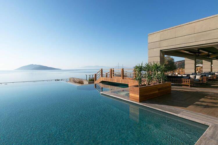 Caresse, A Luxury Collection Resort & Spa