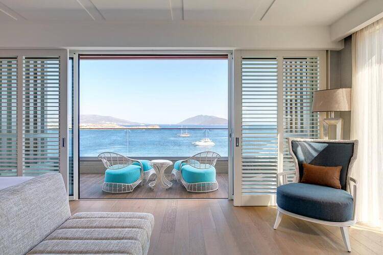 Caresse, A Luxury Collection Resort & Spa