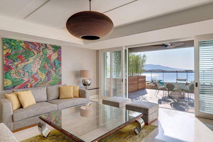 Caresse, A Luxury Collection Resort & Spa