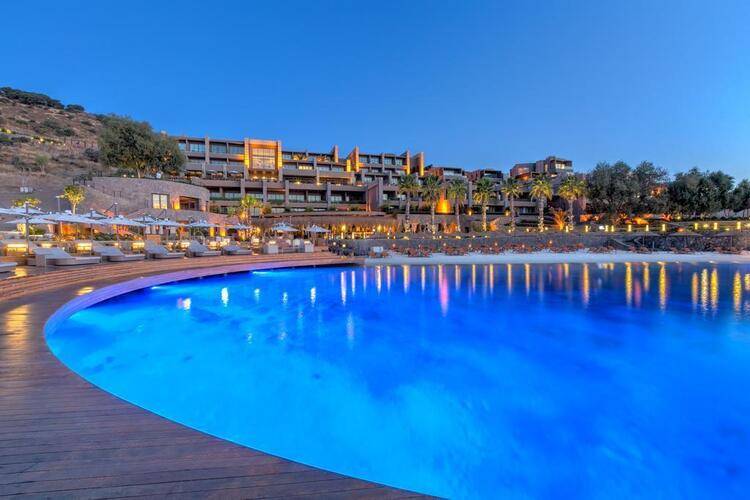 Caresse, A Luxury Collection Resort & Spa