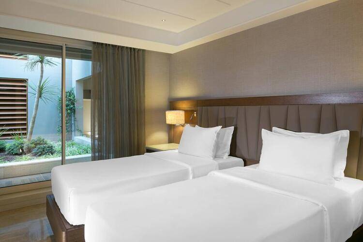 Caresse, A Luxury Collection Resort & Spa