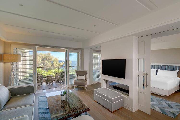 Caresse, A Luxury Collection Resort & Spa