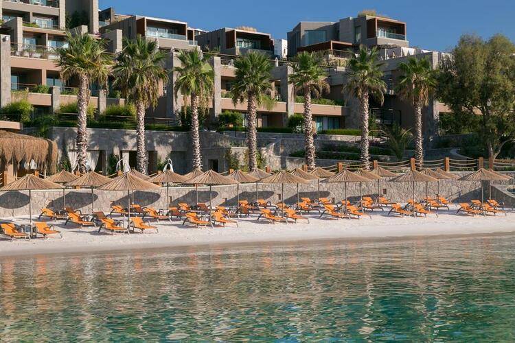 Caresse, A Luxury Collection Resort & Spa