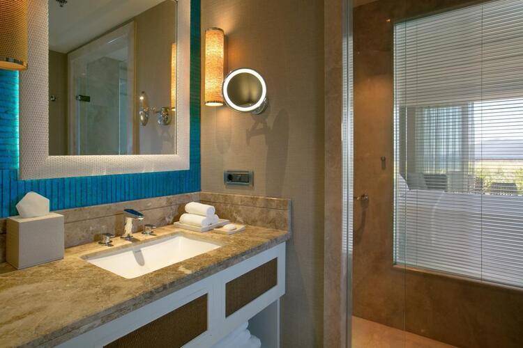 Caresse, A Luxury Collection Resort & Spa