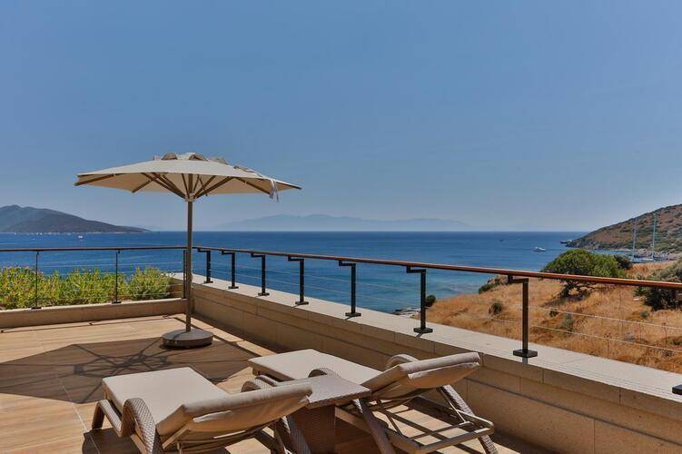 Caresse, A Luxury Collection Resort & Spa