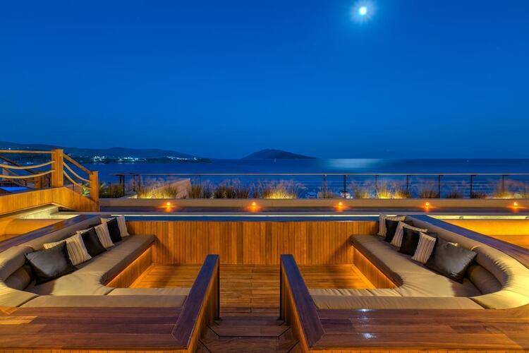 Caresse, A Luxury Collection Resort & Spa