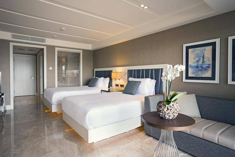 Caresse, A Luxury Collection Resort & Spa