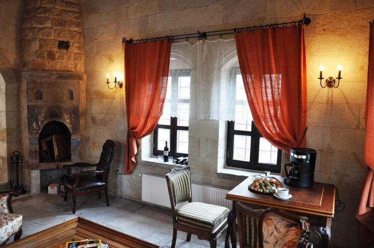 Dere Suites