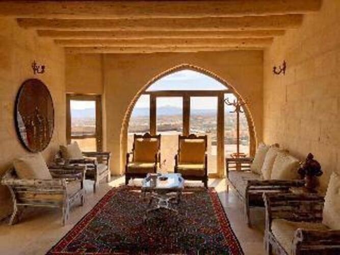 Karlik Cave Suite