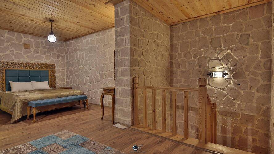 Elevres Stone House