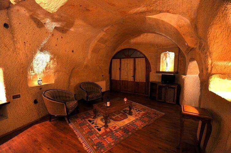 Has Cave Konak