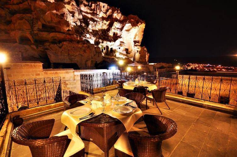 Has Cave Konak