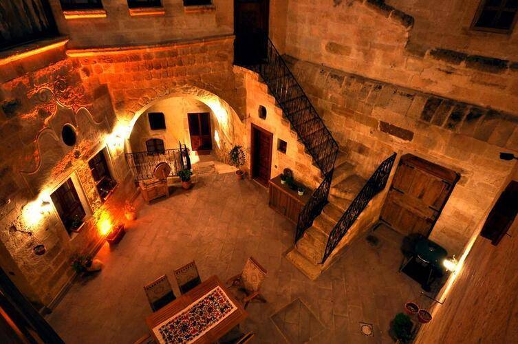 Has Cave Konak