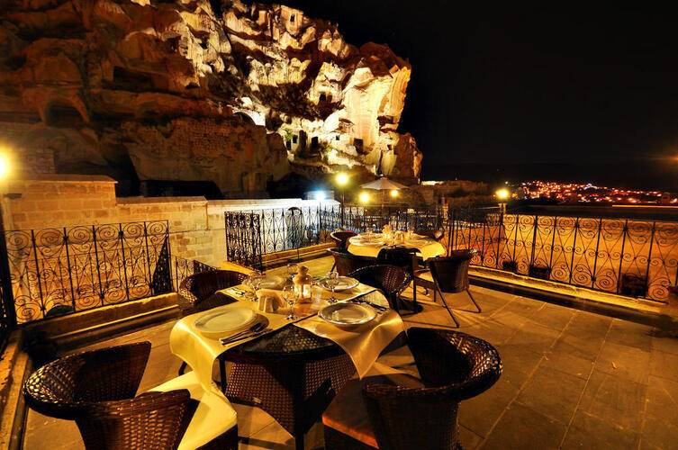 Has Cave Konak