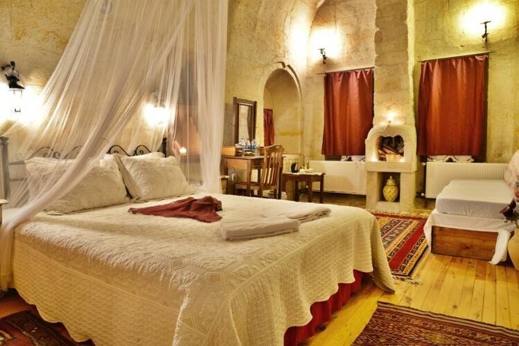 Heaven Cave House