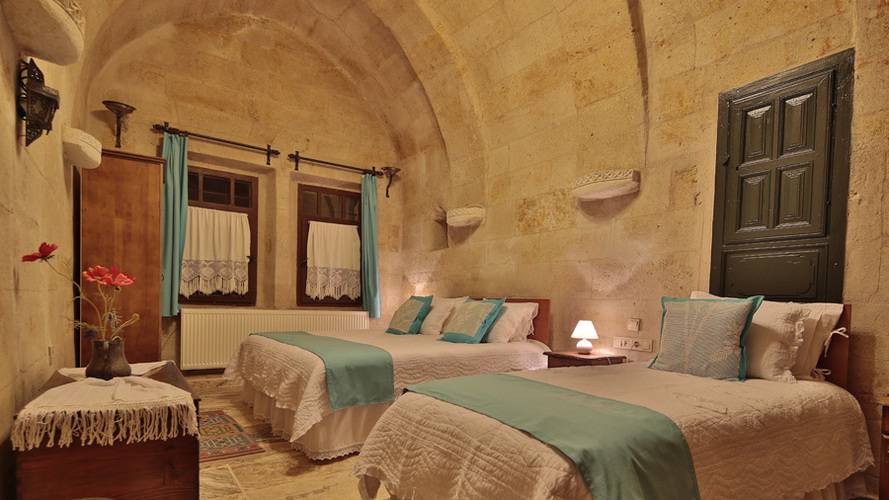 Heaven Cave House