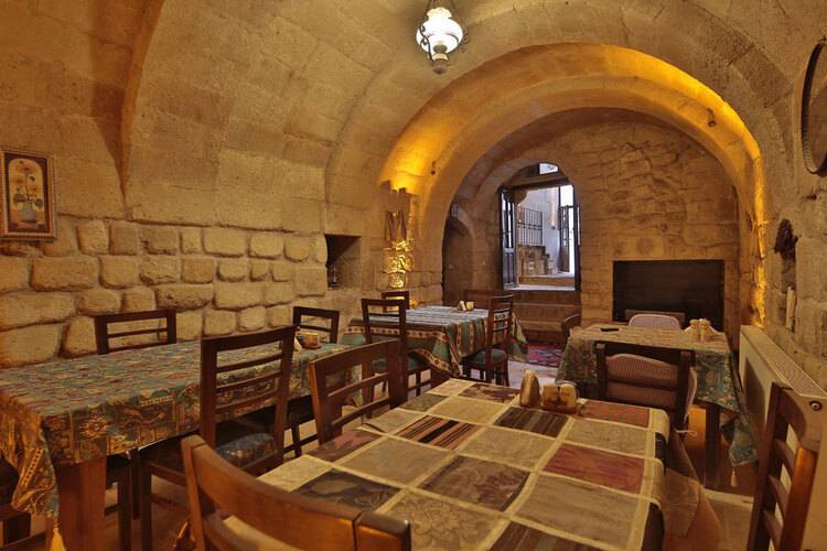 Heaven Cave House