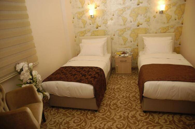 Bulvar Hotel