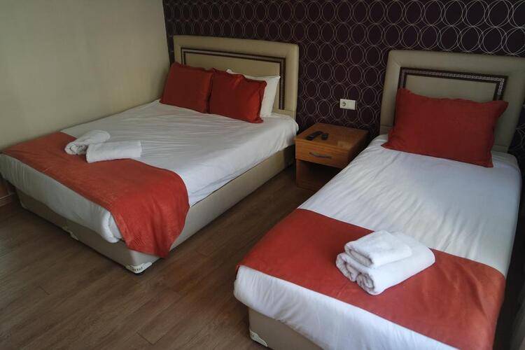 Reydel Hotel