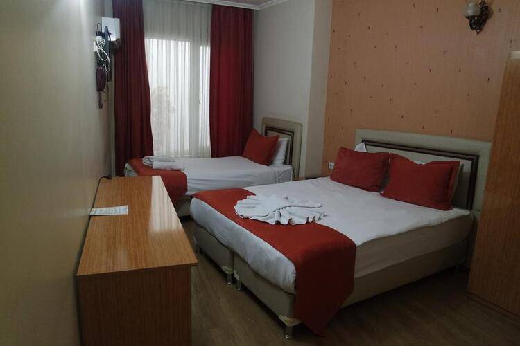Reydel Hotel