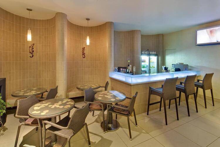 Mamaison All-Suites Spa Hotel Покровка