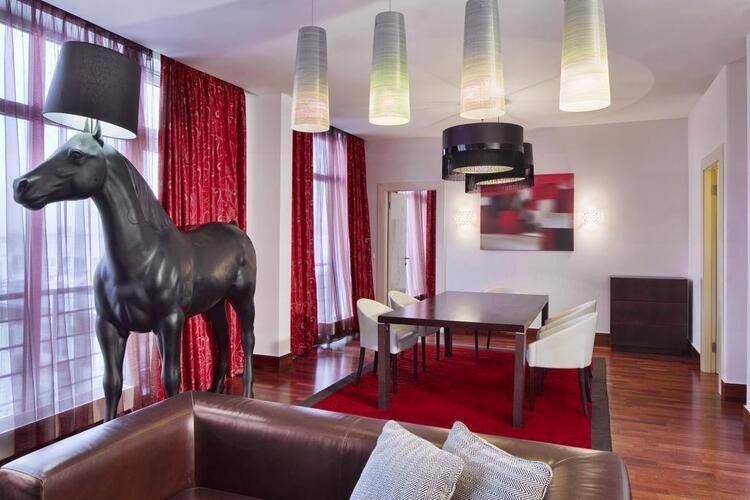 Mamaison All-Suites Spa Hotel Покровка