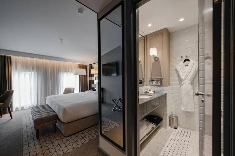Chekhoff Hotel Moscow Curio Collection By Hilton (Чехофф Отель)