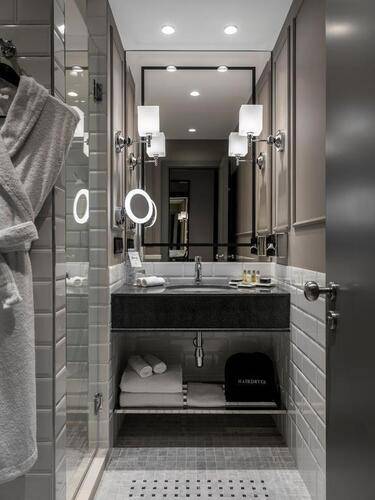 Chekhoff Hotel Moscow Curio Collection By Hilton (Чехофф Отель)