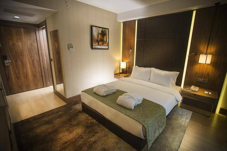 Ramada By Wyndham Istanbul Florya (Ex.Ramada Encore Istanbul Airport)