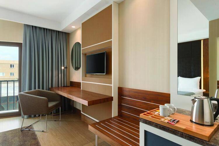 Ramada By Wyndham Istanbul Florya (Ex.Ramada Encore Istanbul Airport)