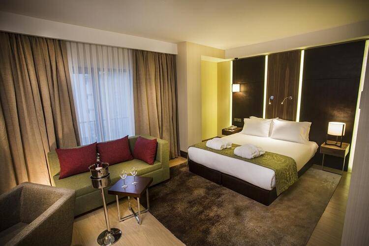 Ramada By Wyndham Istanbul Florya (Ex.Ramada Encore Istanbul Airport)