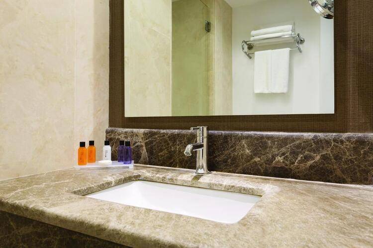 Ramada By Wyndham Istanbul Florya (Ex.Ramada Encore Istanbul Airport)